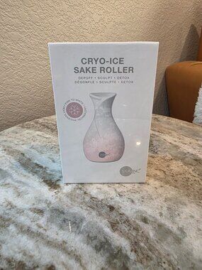 Skin Inc Cryo-Ice Sake Roller Skincare Tool NEW